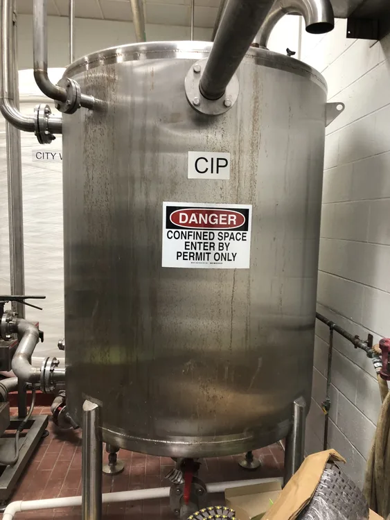 Used _UNKNOWN_ 300 GALLON Cleaning Tanks South Carolina US | Beverage Industries #1359644