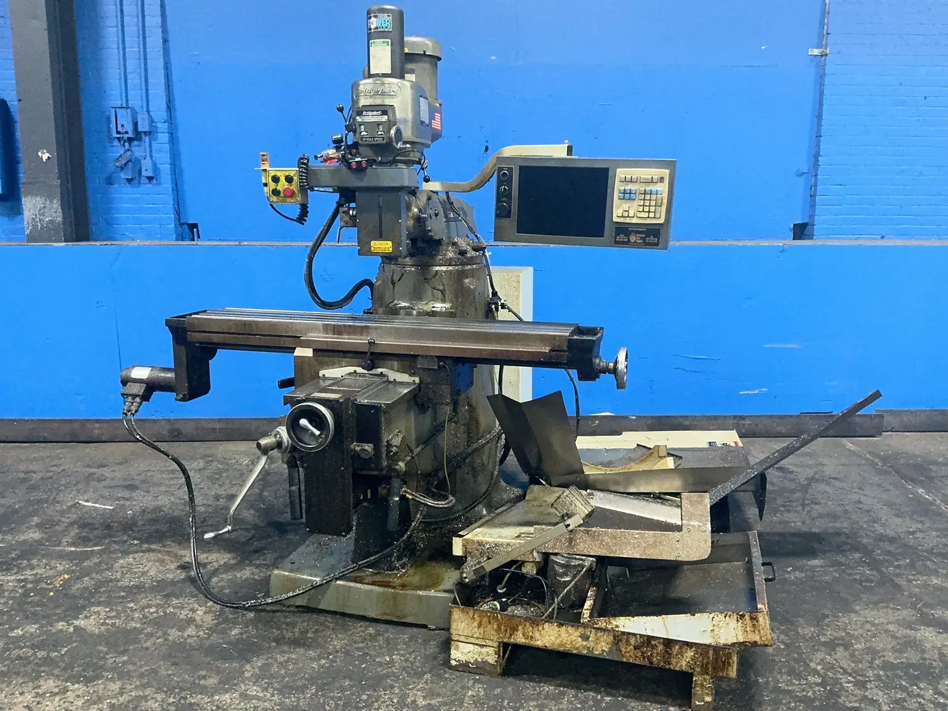 Used BRIDGEPORT EZTRAK SERIES II Vertical Mills Ohio US | HGR 24 #1316163