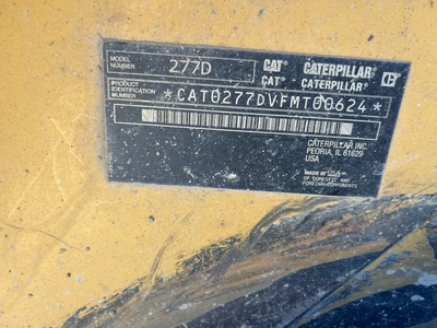 USED 2015 CAT 277D