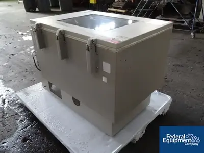 USED Gallenkamp GALLENKAMP INCUBATOR SHAKER, CAT# IOX400.XX1.B