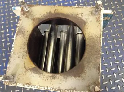 USED METAL FABRICATOR DRAWER MAGNET040