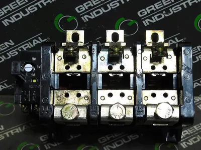 GE CR324F360Y6 Overload Relay 1NC-1NO 300VAC Series CR324 New