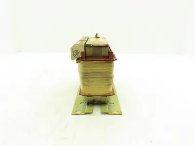 Siemens 4AP2142-8HA20-2XA0 Transformer 380-480V Pri 400V Sec 5.KVA 50/60Hz