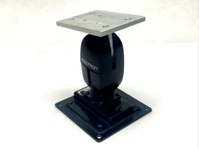USED ERGOTRON 100 SERIES DOUBLE PIVOT WALL MOUNT