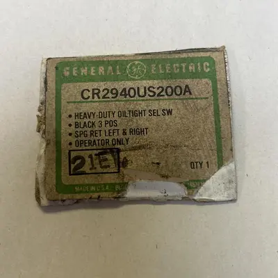 New | in-Stock GE CR2940US200A Miscellaneous Equipment (Electrical & Power) | Surplus Asset Holdings #1189940