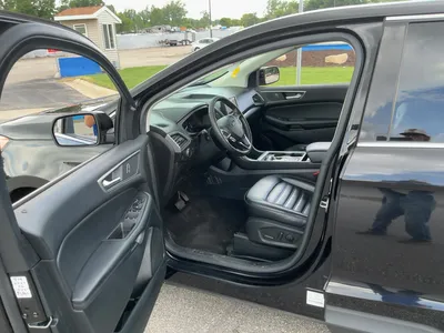 USED 2022 FORD EDGE