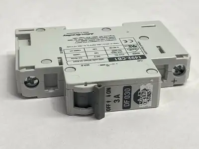 1492-CB1DF030 | Allen Bradley  Ser B Circuit Breaker 1-Pole 3A 300V - Used