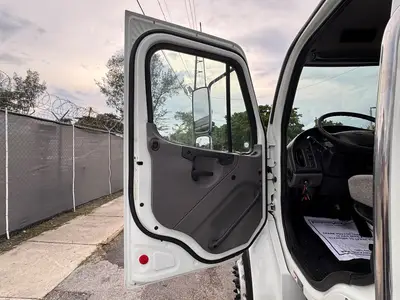 Used 2019 FREIGHTLINER M2 Carhaulers Florida US | Truck and Van Outlet #1509219