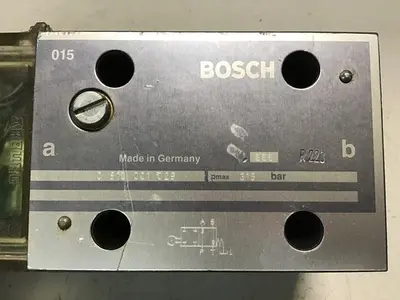 USED BOSCH 0 810 001 029
