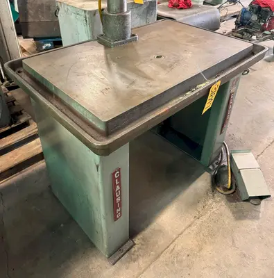 USED CLAUSING 2286