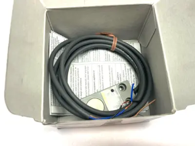 New | in-Stock Omron TL-W5F2 Proximity Sensors Michigan US | Maverick Industrial Sales #1459742