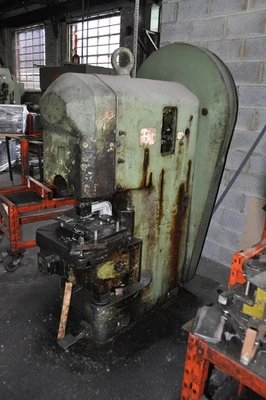 USED WMW 40 TON