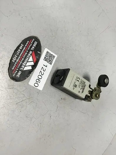 Used SIEMENS 3SE0 280-1G Relays & Switches Michigan US | Ideal Machinery #703515
