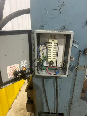 USED BTM P10F TOG-L-LOC
