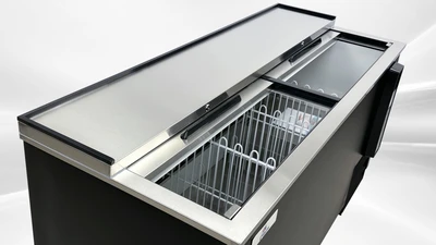 171-0242 Black 65" Horizontal Self Contained Beer Bottle Cooler