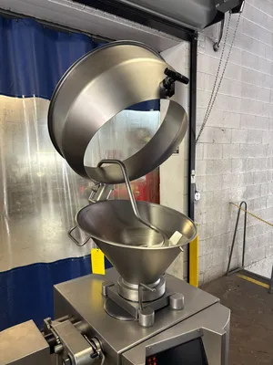 Used HANDTMANN VF 608 Plus Sausage Stuffers Illinois US | M&M Equipment Corp. #1251296