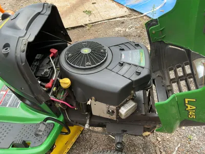 USED JOHN DEERE LA145