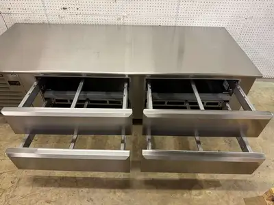 Used Traulsen Used 2024 84" Traulsen TE084HT 4 Drawer Refrigerated Chef Base with Casters 115V - FG Chef Bases Illinois US | Falcon Restaurant Supply #1374922