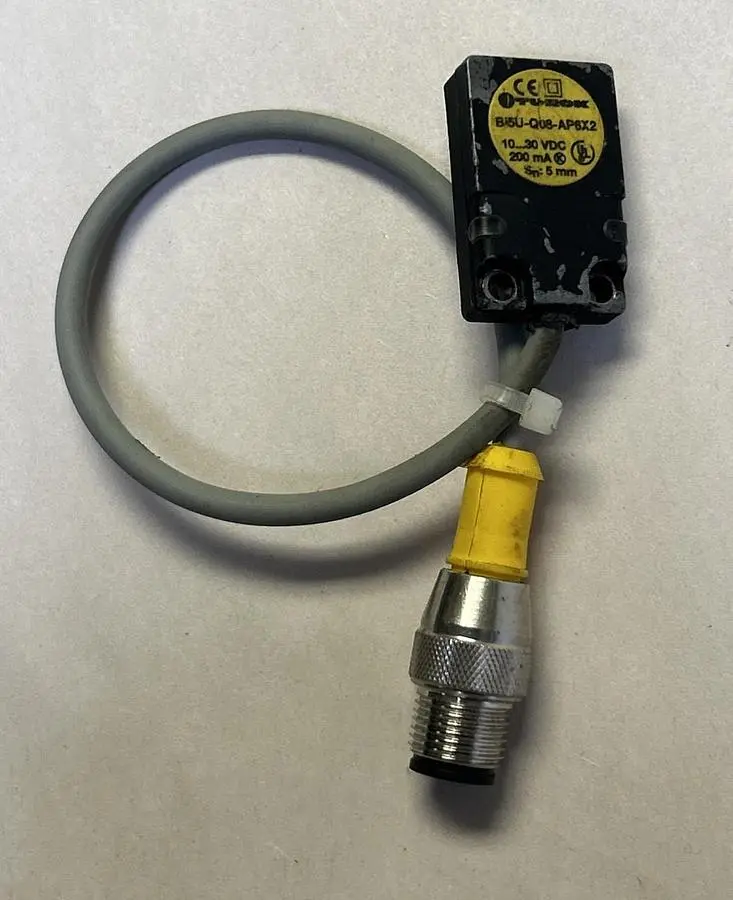 USED TURCK BI5U-Q08-AP6X2