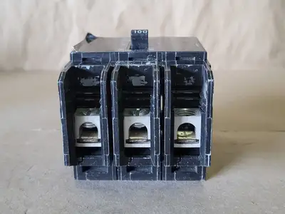 Used SIEMENS BQD3100 Switchgears British Columbia CA | Lenmark #239035