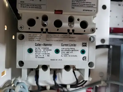 USED EATON SVX004A1-5A4N1