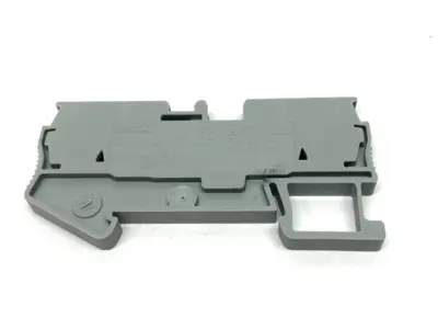 Used Phoenix Contact Feed-Through Terminal Block ST 2,5-QUATTRO LOT OF 26 Terminal Blocks Michigan US | Maverick Industrial Sales #1389723