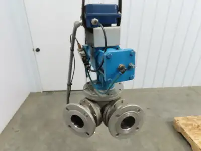 Chicago Valves 3" Flanged 3-Way Ball Valve With Pneumatic Actuator