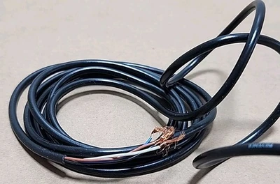 NEW KEYENCE EZ-12M