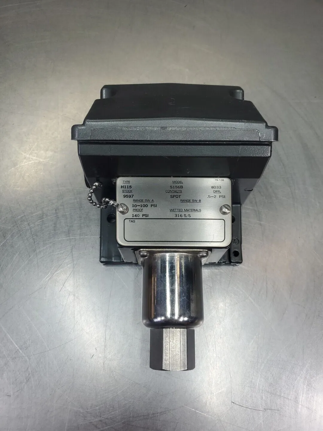 United Electric Controls S156B Type H115 Pressure Switch, 10-100psi. 6E-18