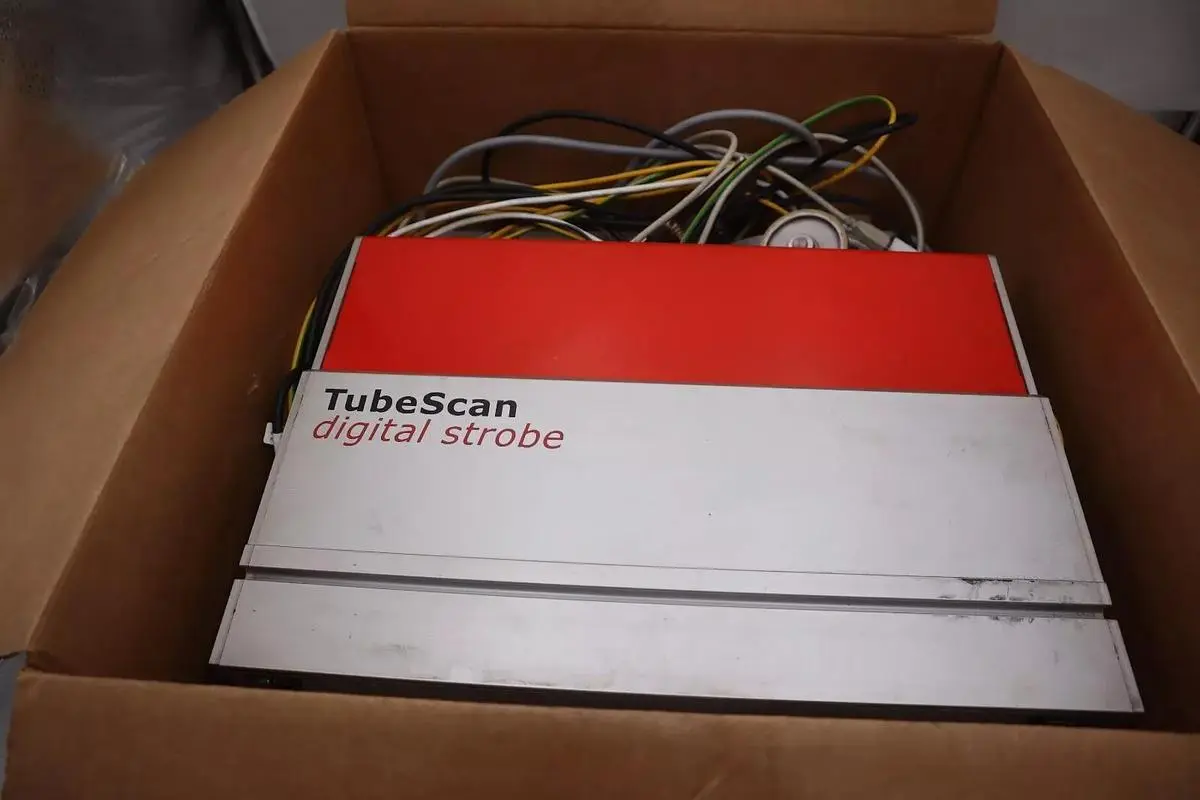 BST NYQUIST SYSTEMS TUBE SCAN DIGITAL STROBE SYSTEM MODEL DS 330 STOCK 1545-A