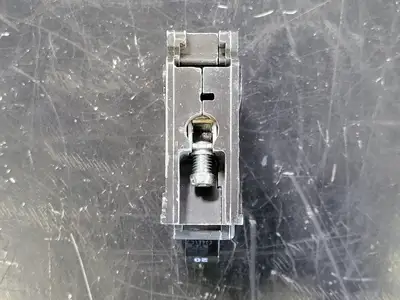 NEW EATON BR120