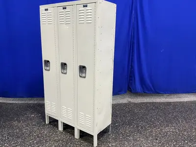 Used HALLOWELL _UNKNOWN_ Cabinets Ohio US | HGR 24 #1439654
