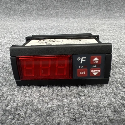Used Love Controls TS-130103 Temperature Controls California US | Davliegogo LLC #1706257