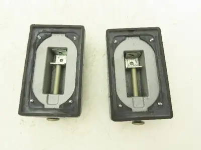 Appleton FSK1VTS External Operated Switch Weatherproof Device Box Cover Lot Of 2