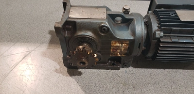 SEW Electric Motor DFT80K6