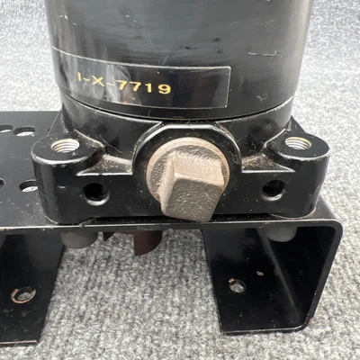 Used Micro Switch 64CX12-D01 Relays & Switches California US | Davliegogo LLC #1707013