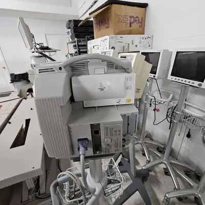Used Philips (16)Philips MP30 With Module & 18 EDEN IM8 with CO2 OPTION ( LOT Of 34 Units) Patient Monitors Texas US | PT Medical Technologies #1458745