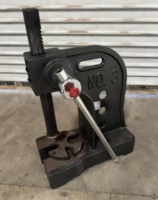 USED Dayton R7100A-3