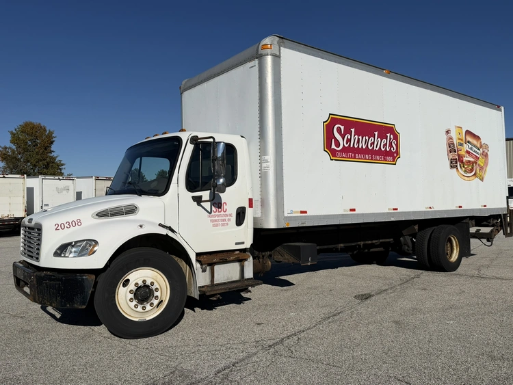 Used 2008 FREIGHTLINER BUSINESS CLASS M2 26' BOX TRUCK Box trucks Ohio US | Miedema Asset Management Group #1709385