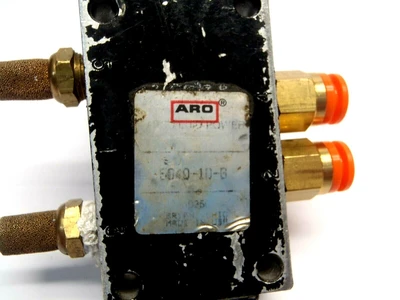 USED ARGO MANUAL LEVER MANIFOLD CONTROL 5 PORT 1/4 NPT