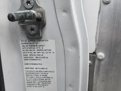 Used 2018 CHEVROLET EXPRESS 3500 Box trucks California US | Ben Kaplan Equipment #1359509