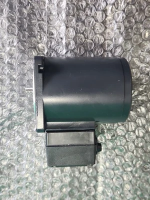 NEW Oriental Motor 2IK6GN-AWT