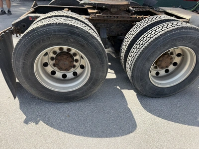 Used 2007 VOLVO VNM Conventional trucks Indiana US | Miedema Asset Management Group #1414504