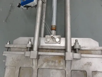 New  30" knife gate valve with Pneumatic Actuator V-Port Style