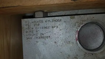 USED MILWAUKEE C-16961