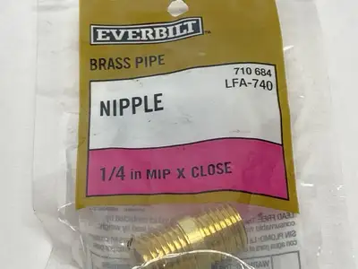 LFA-740 | Everbilt  Brass Pipe Nipple 1/4" x Close LOT OF 5 - New