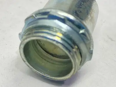 USED HALEX 3/4" SET-SCREW EMT CONDUIT CONNECTOR LOT OF 17