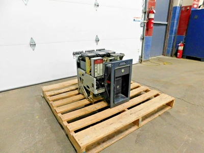 Used GE AKR-6D-30 Circuit Breakers Ohio US | Equipment Recovery Corp. #1331084