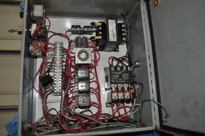 USED 1990 NEFF H SERIES