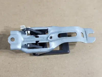 NEW TOYOTA 69205-12070-B0